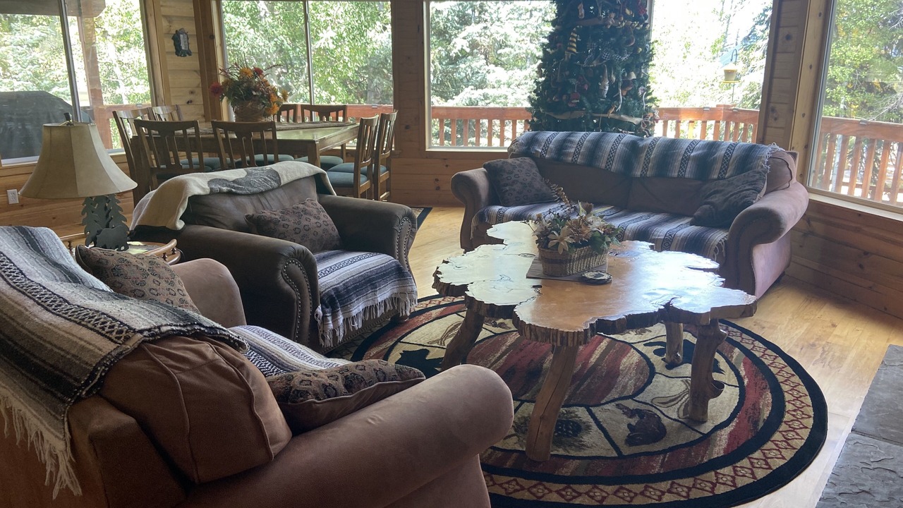 Photo of Livingroom in Duck Creek Village