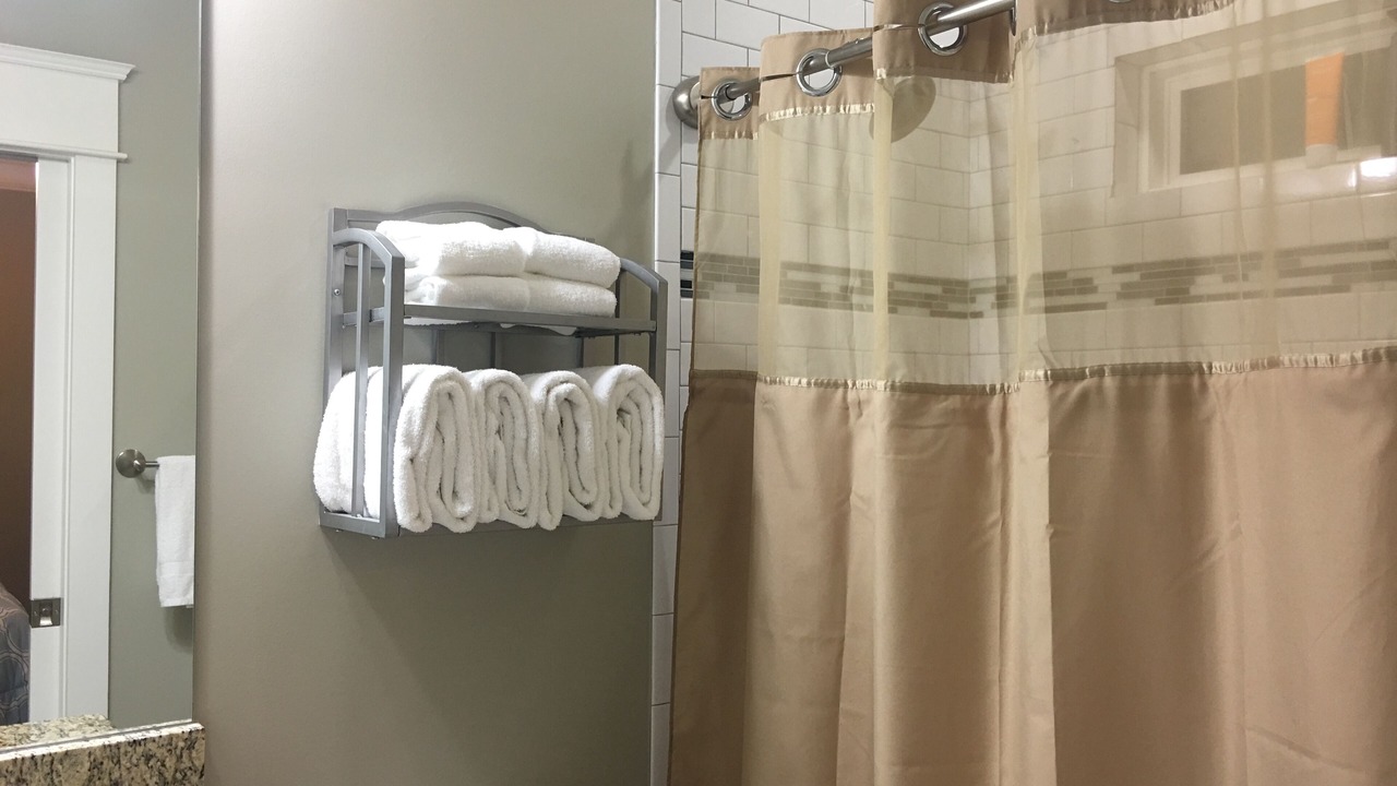 Photo of Bathroom in Edgehill
