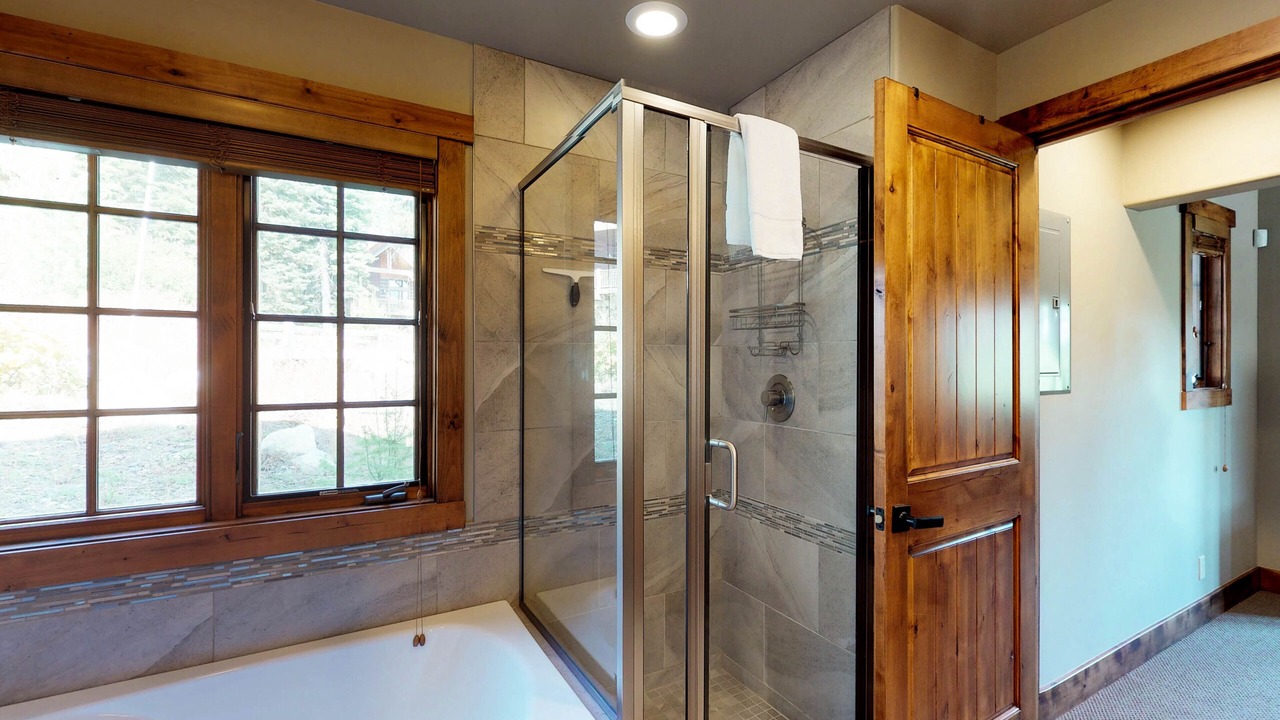 Photo of Bathroom in Tamarack Resort