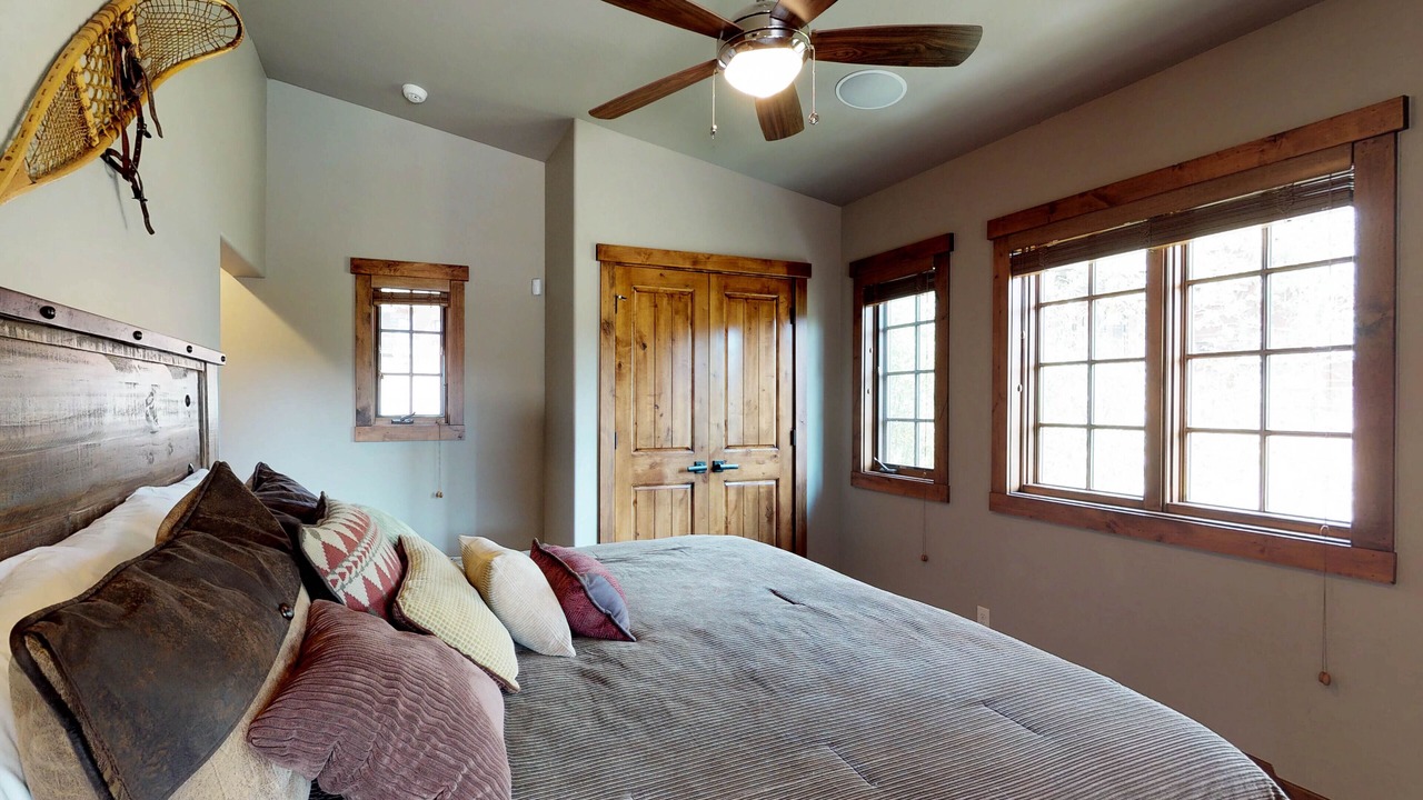 Photo of Bedroom in Tamarack Resort