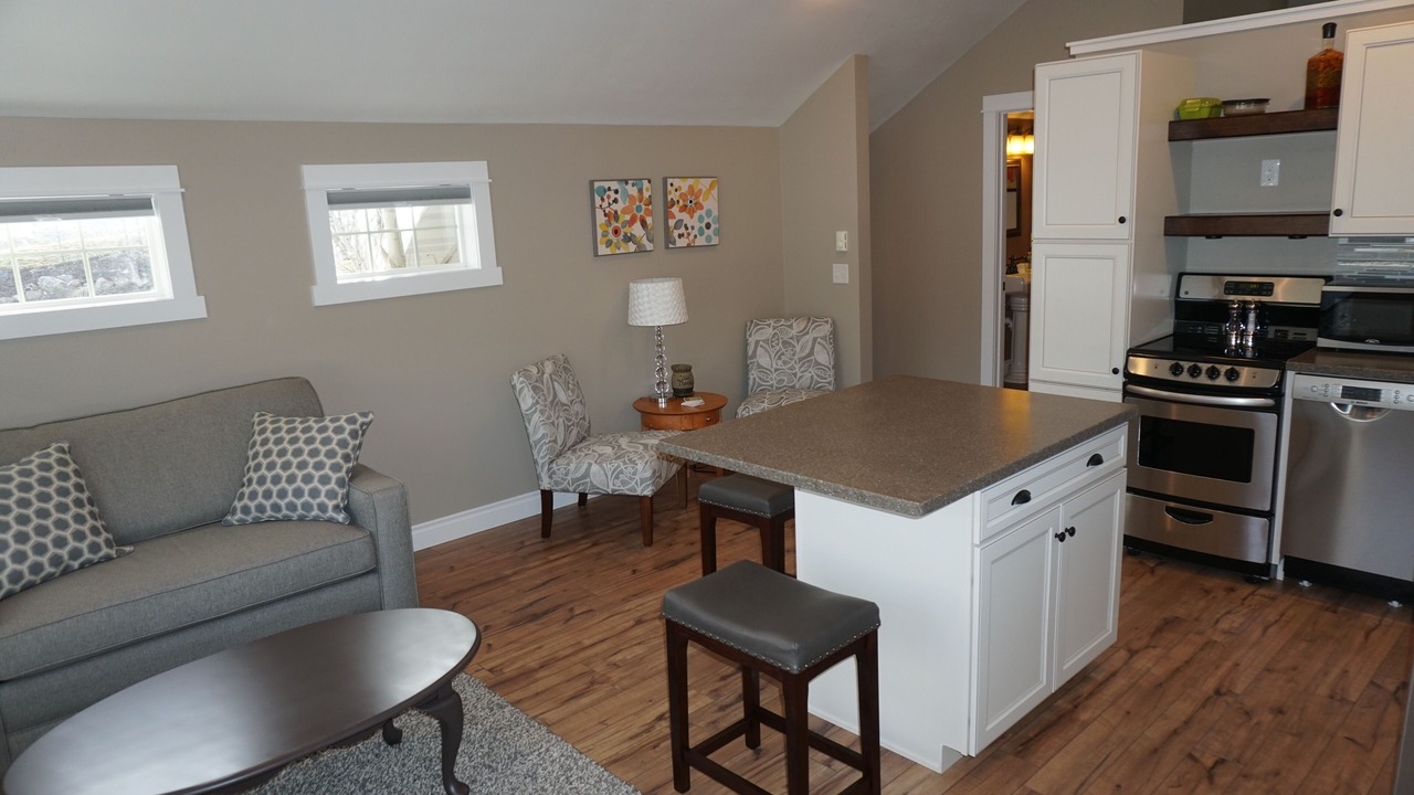 Photo of Livingroom in Helena West Side
