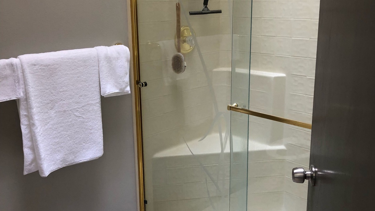 Photo of Bathroom in Eagle