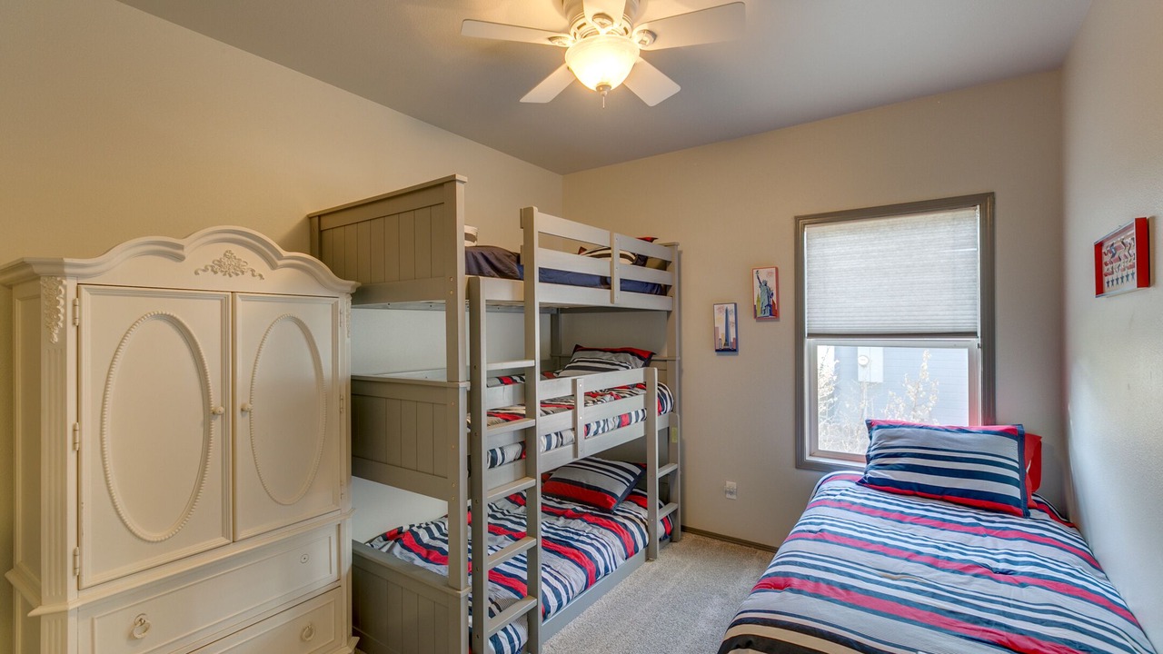 Photo of Bedroom in Eagle
