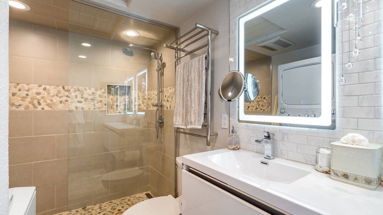 Photo of Bathroom in Sherwood - Tualatin South