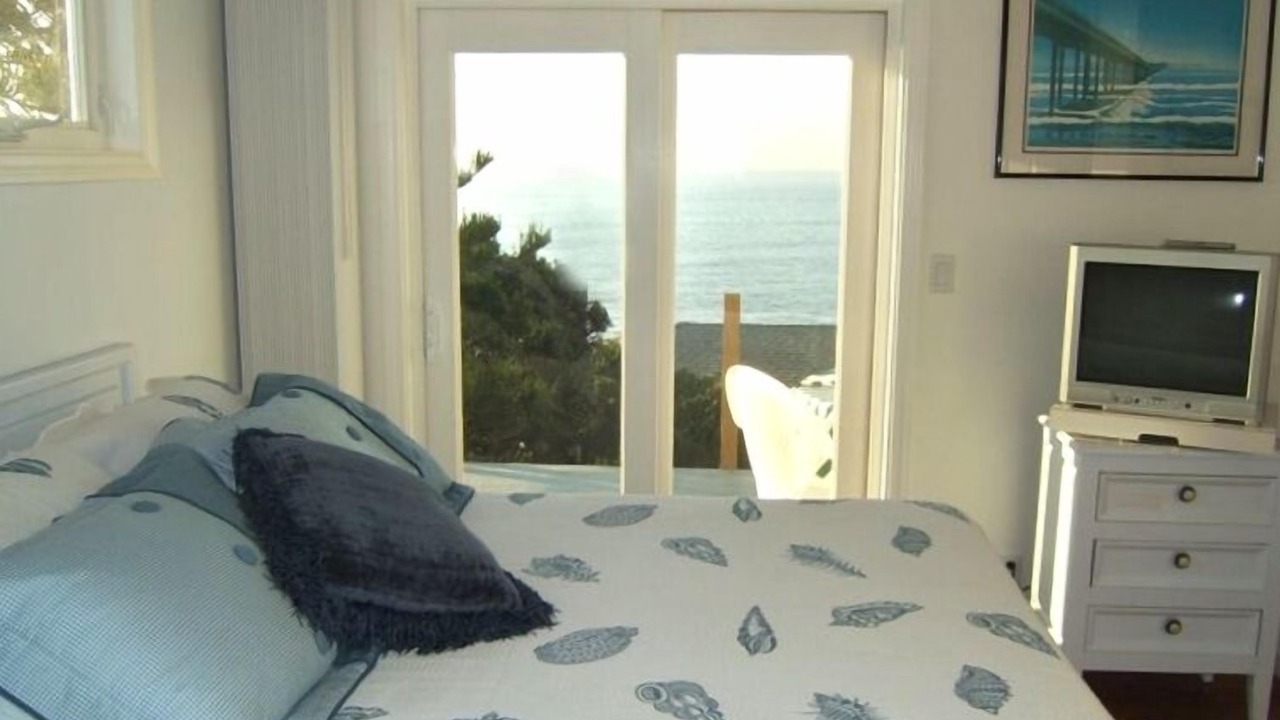 Photo of Bedroom in Ocean Beach