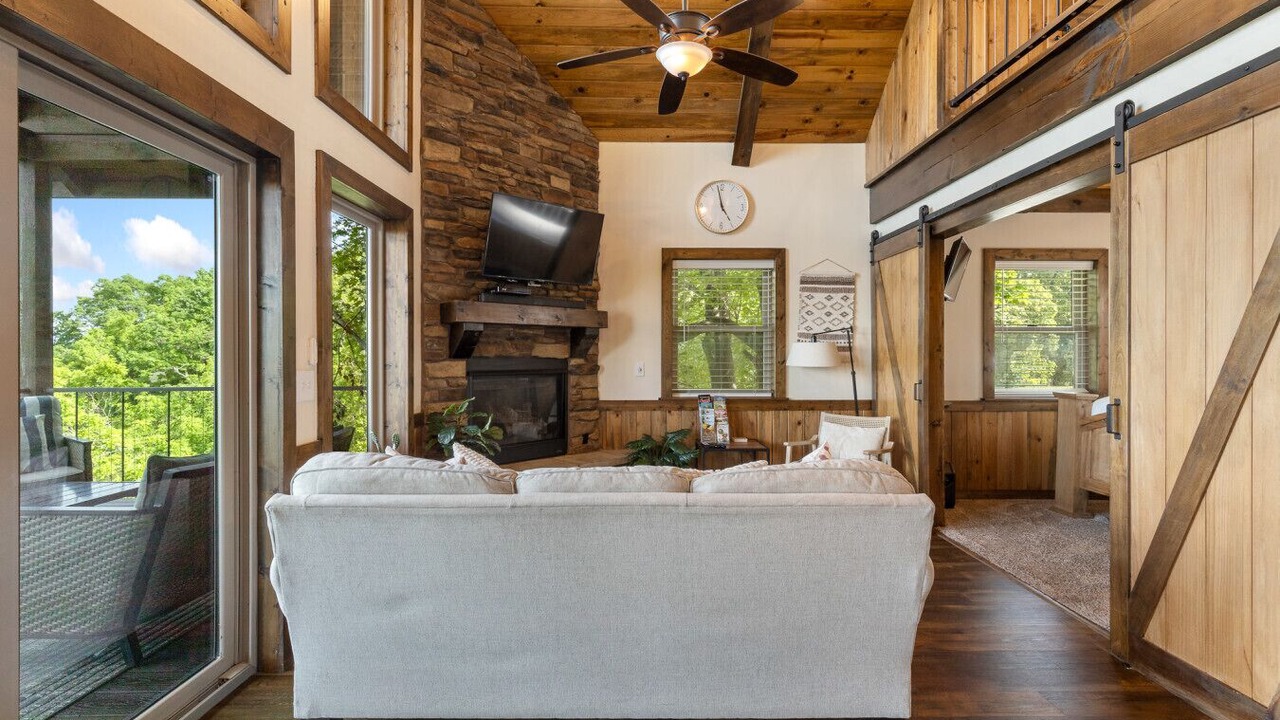 Photo of Livingroom in Jasper