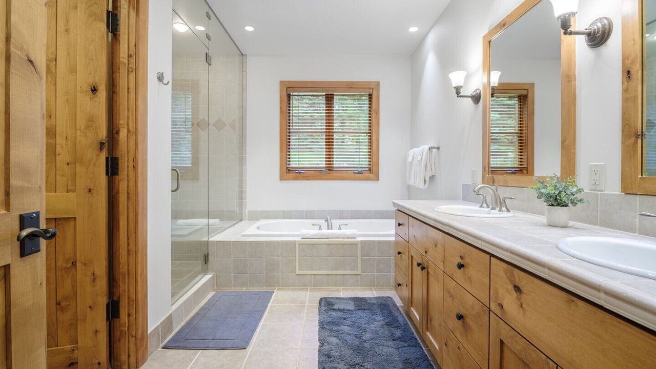 Photo of Bedroom in Granite Ridge