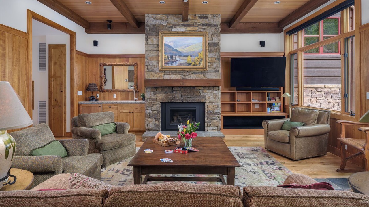 Photo of Livingroom in Granite Ridge