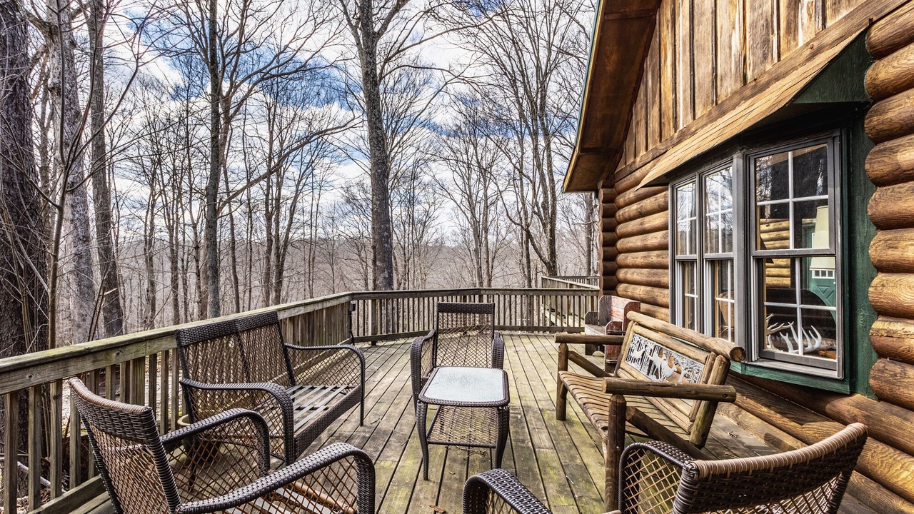 Photo of Patio Balcony in Gnaw Bone