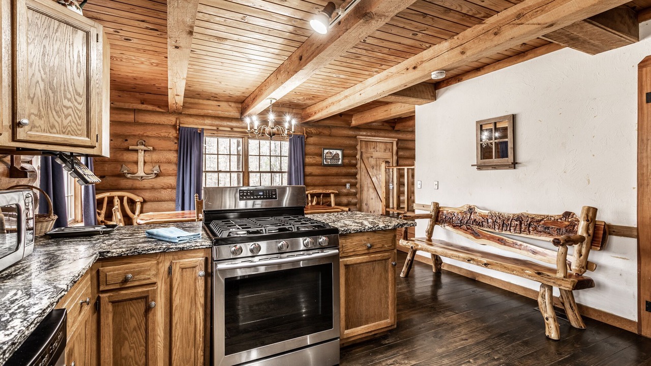 Photo of Kitchen in Gnaw Bone