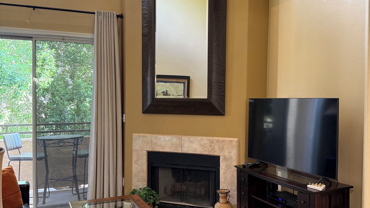 Photo of Livingroom in North Mountain
