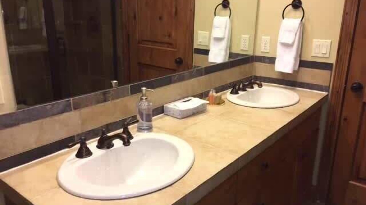 Photo of Bathroom in Eden