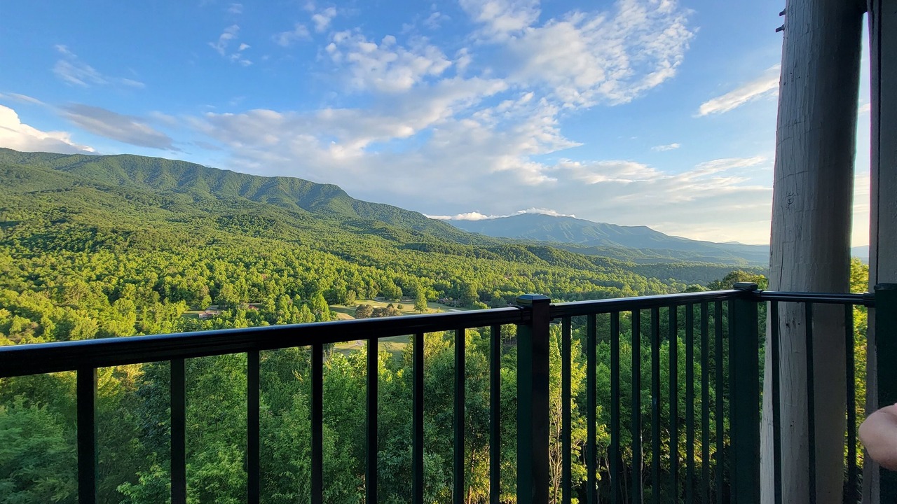 Photo of Others in Gatlinburg - Pigeon Forge
