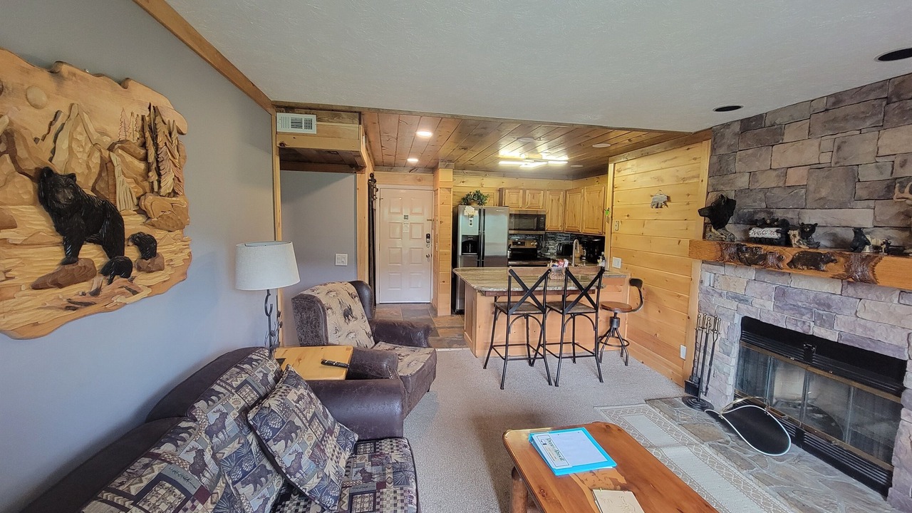 Photo of Bedroom in Gatlinburg - Pigeon Forge