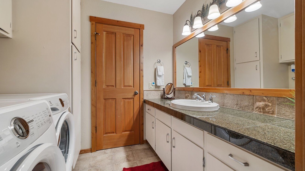 Photo of Bathroom in Moose Wilson Road