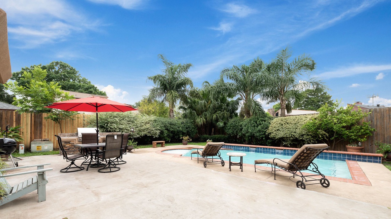 Photo of Outdoor in Clodine