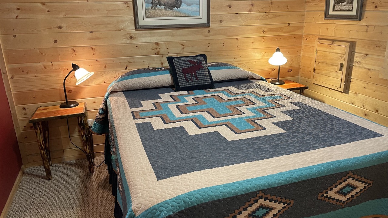 Photo of Bedroom in Island Park