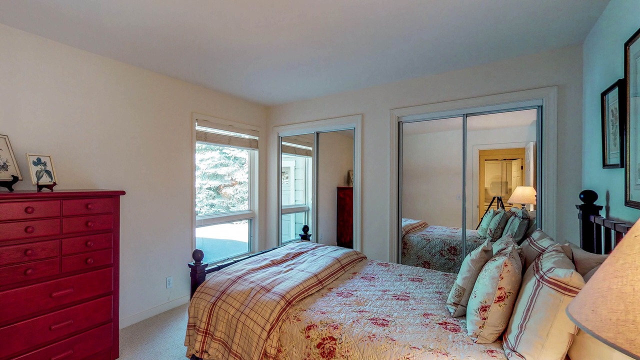 Photo of Bedroom in Warm Springs