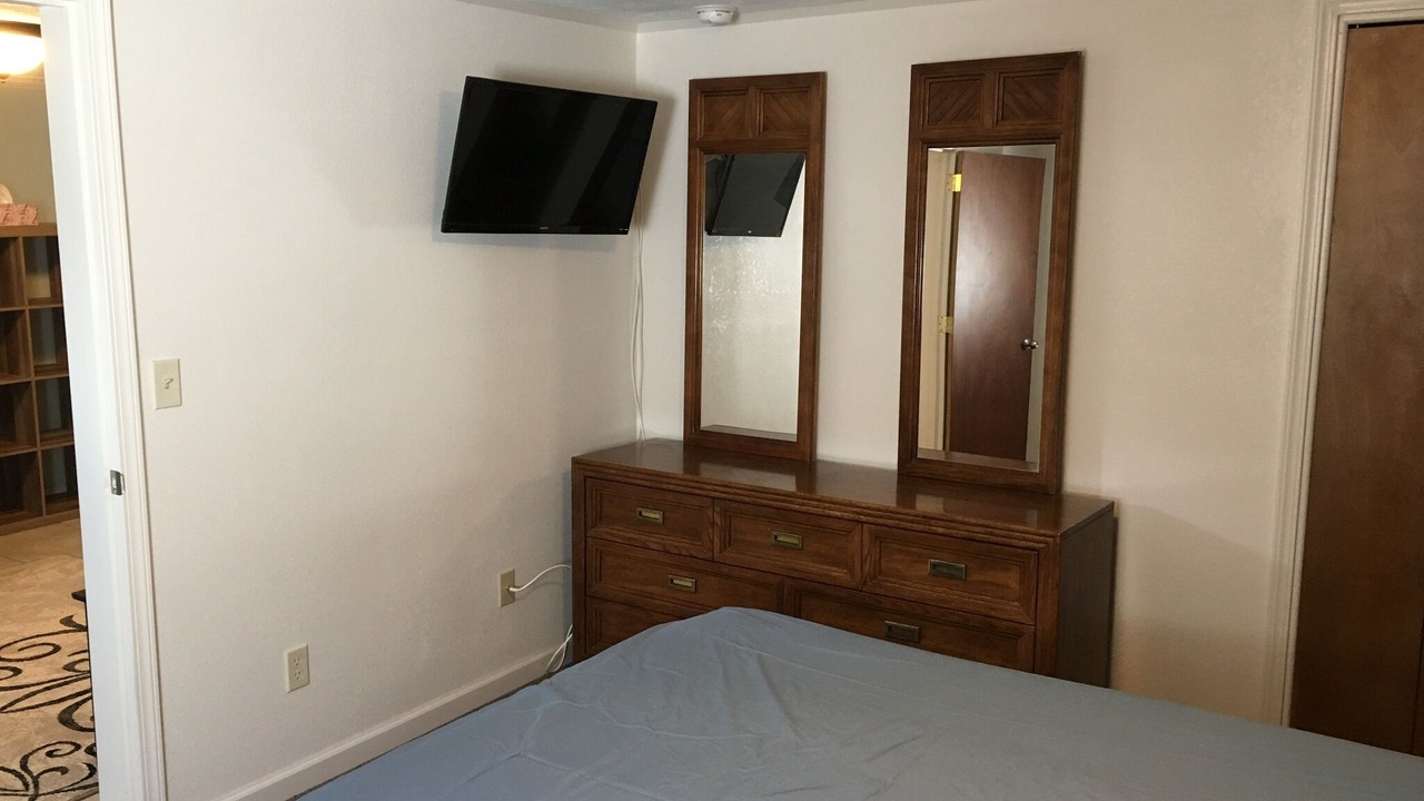 Photo of Bedroom in Riverton