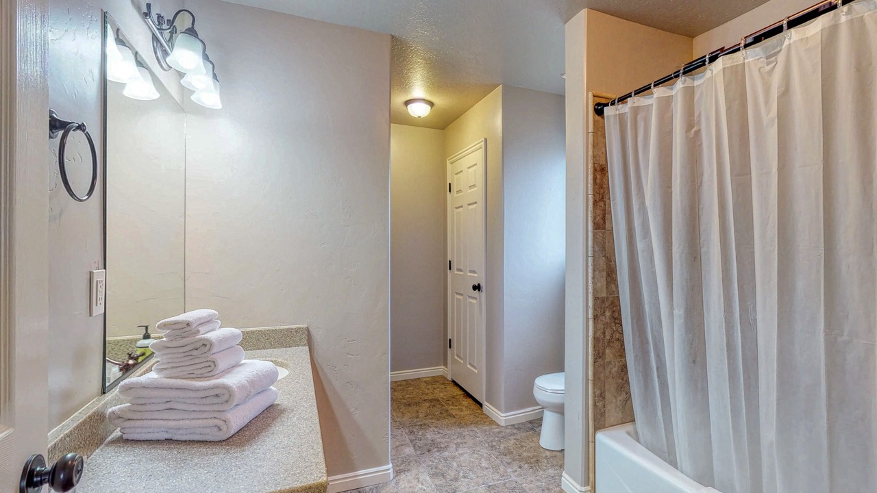 Photo of Bathroom in Garden City