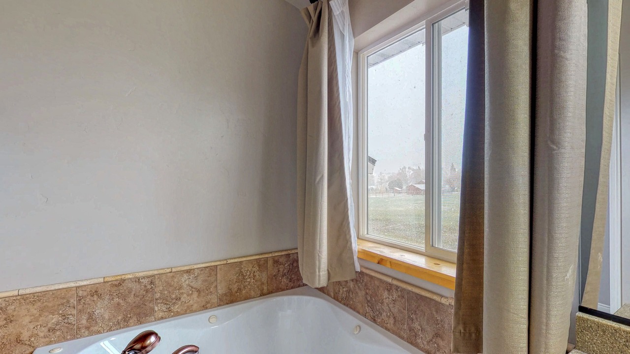 Photo of Bathroom in Garden City