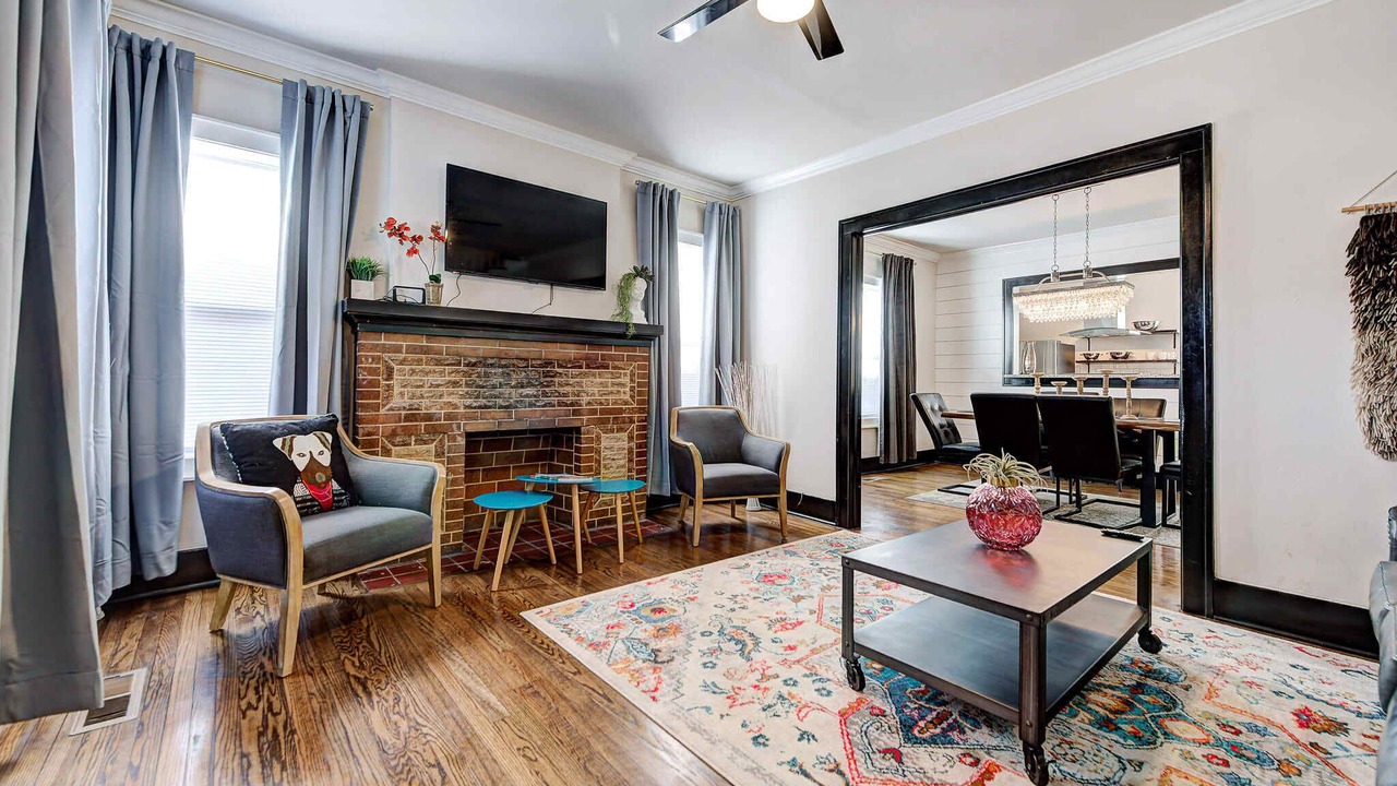 Photo of Livingroom in Lincoln Terrace