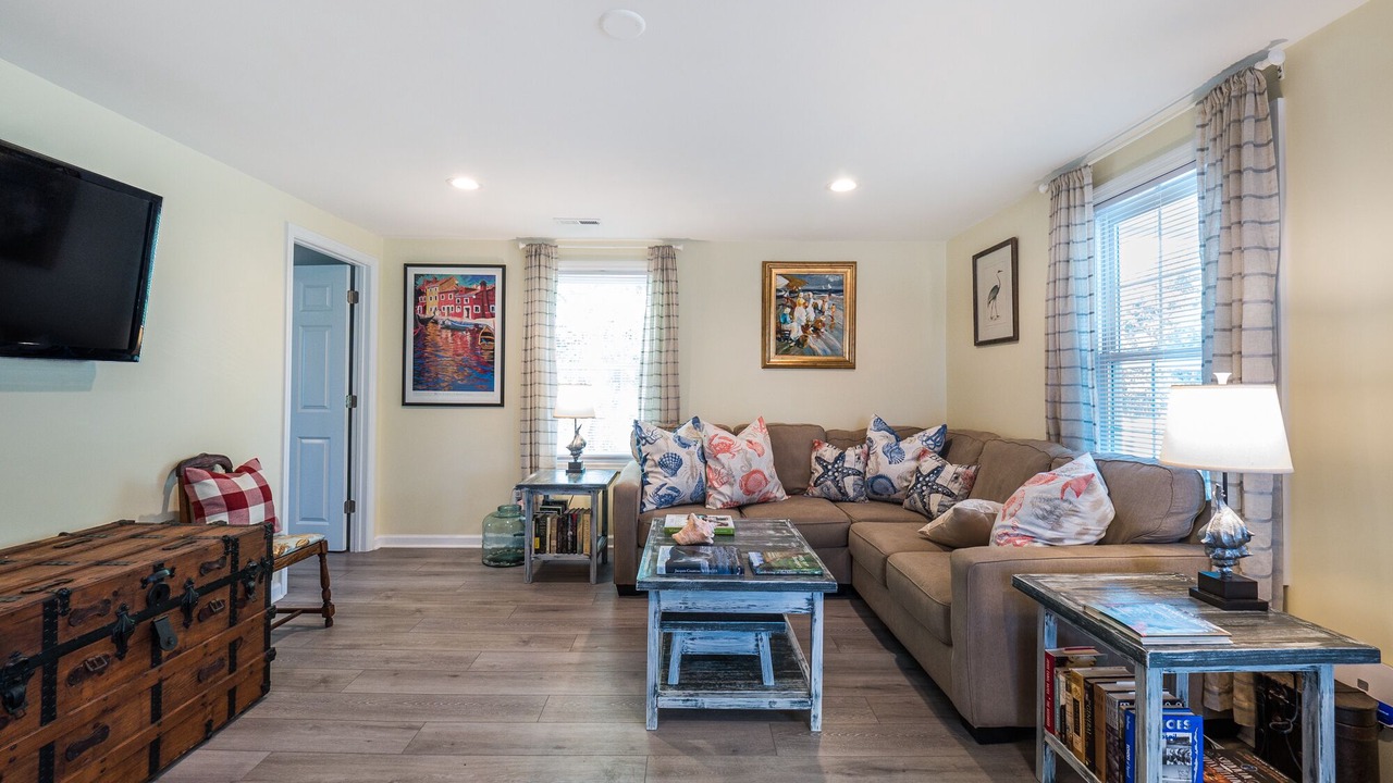 Photo of Livingroom in Surf City