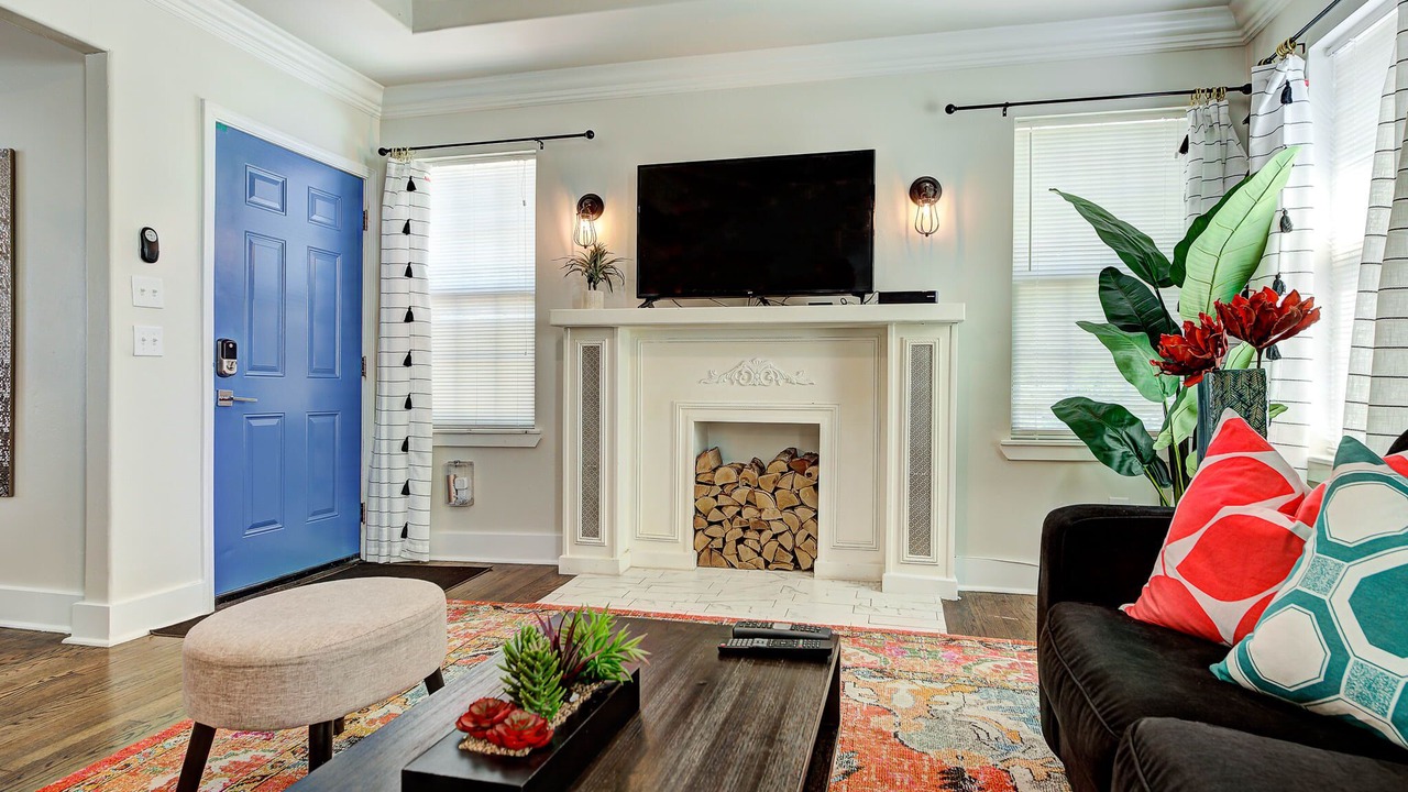 Photo of Livingroom in Central Oklahoma City