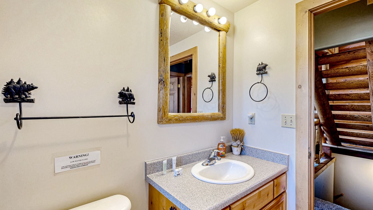 Photo of Bathroom in Harbor Village