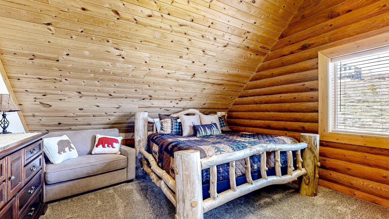 Photo of Bedroom in Harbor Village