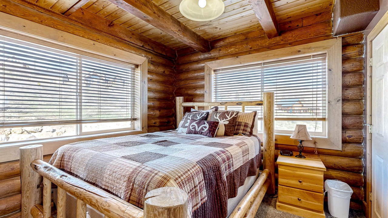 Photo of Bedroom in Harbor Village
