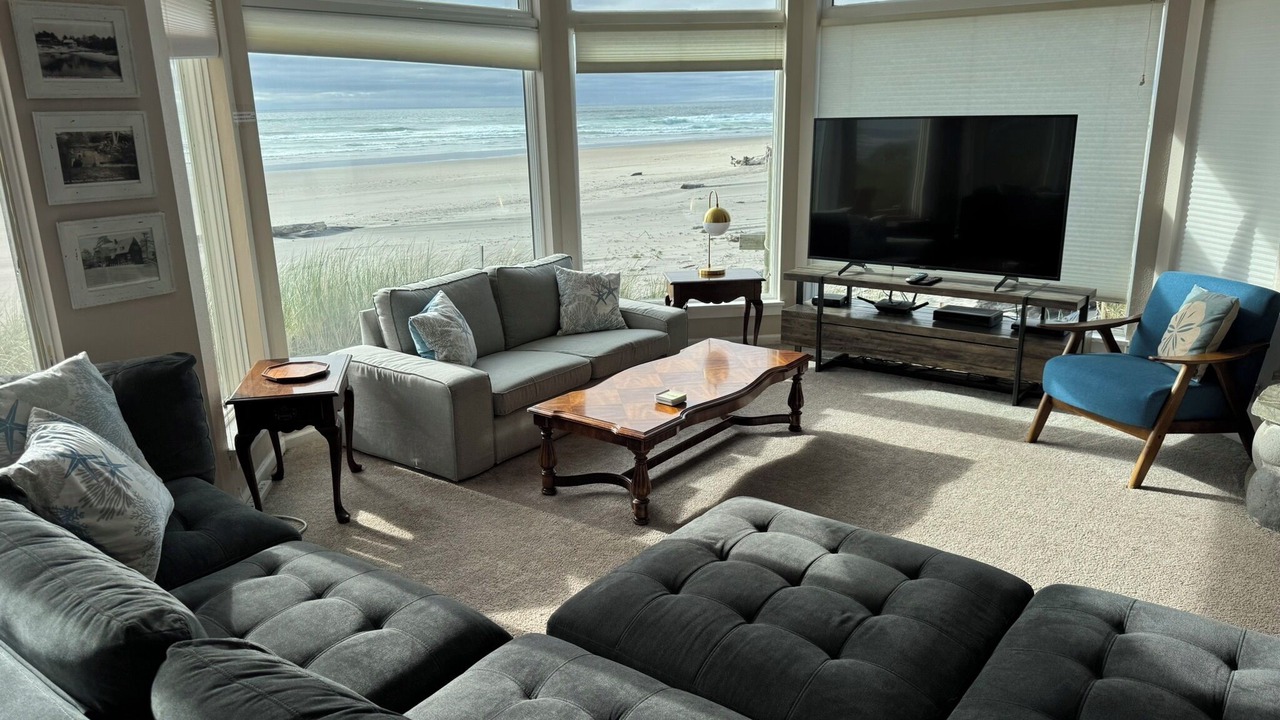 Photo of Bedroom in Neskowin