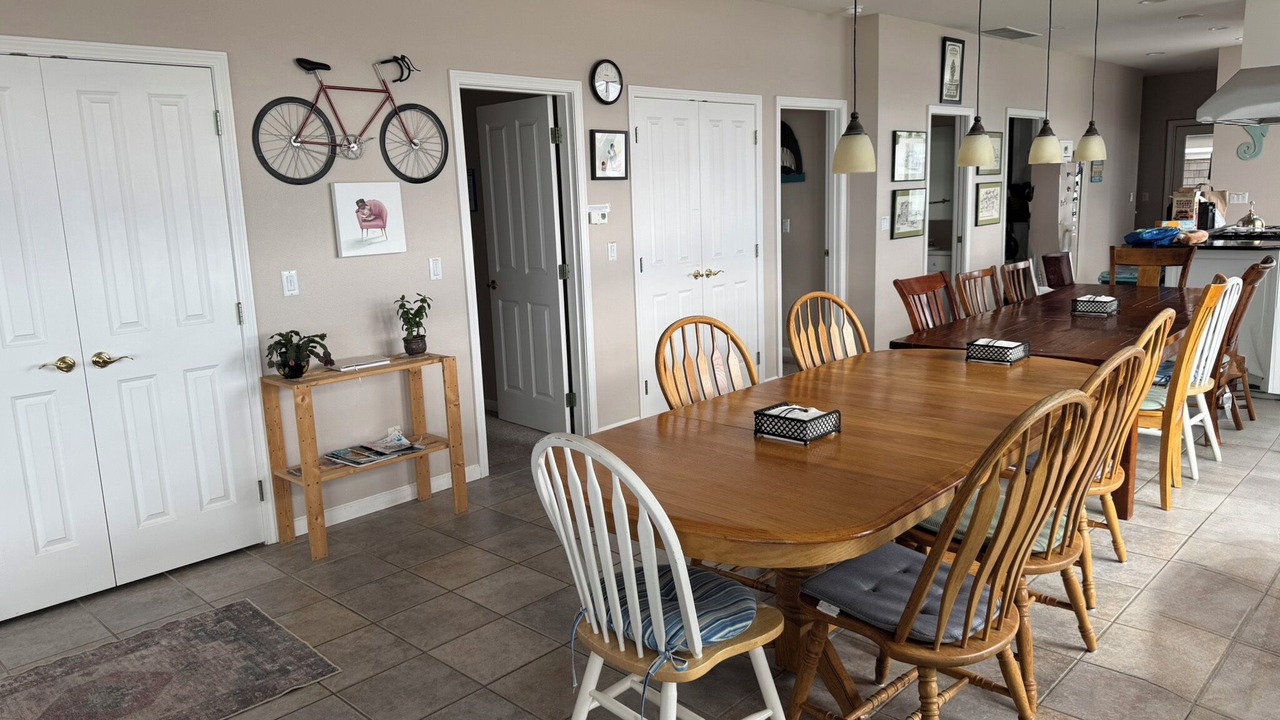 Photo of Bedroom in Neskowin