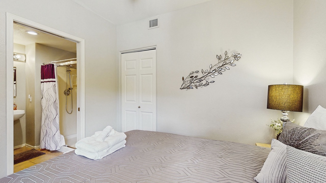 Photo of Bedroom in Superstition Lakes