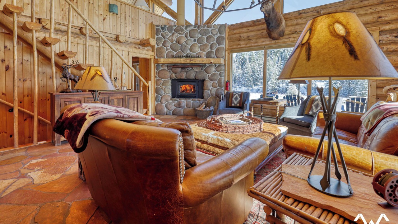 Photo of Livingroom in Gallatin Gateway