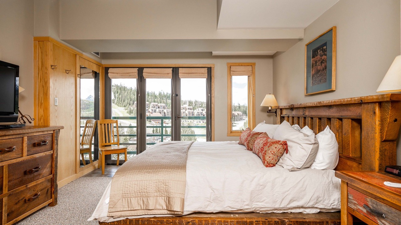 Photo of Bedroom in Big Sky