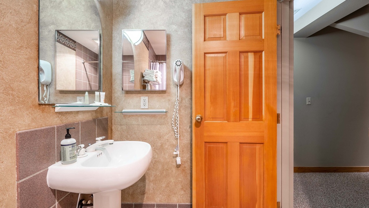 Photo of Bathroom in Big Sky