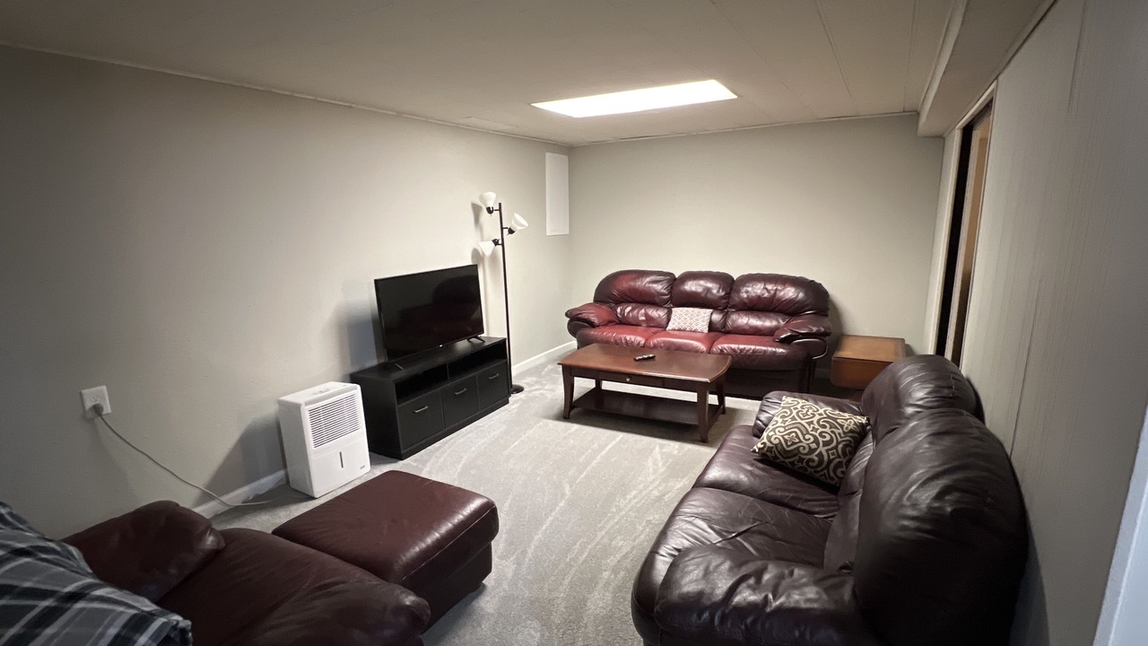 Photo of Livingroom in Cedar Rapids - Iowa City