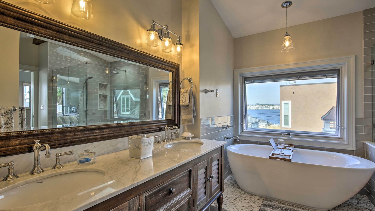 Photo of Bathroom in Mission Beach