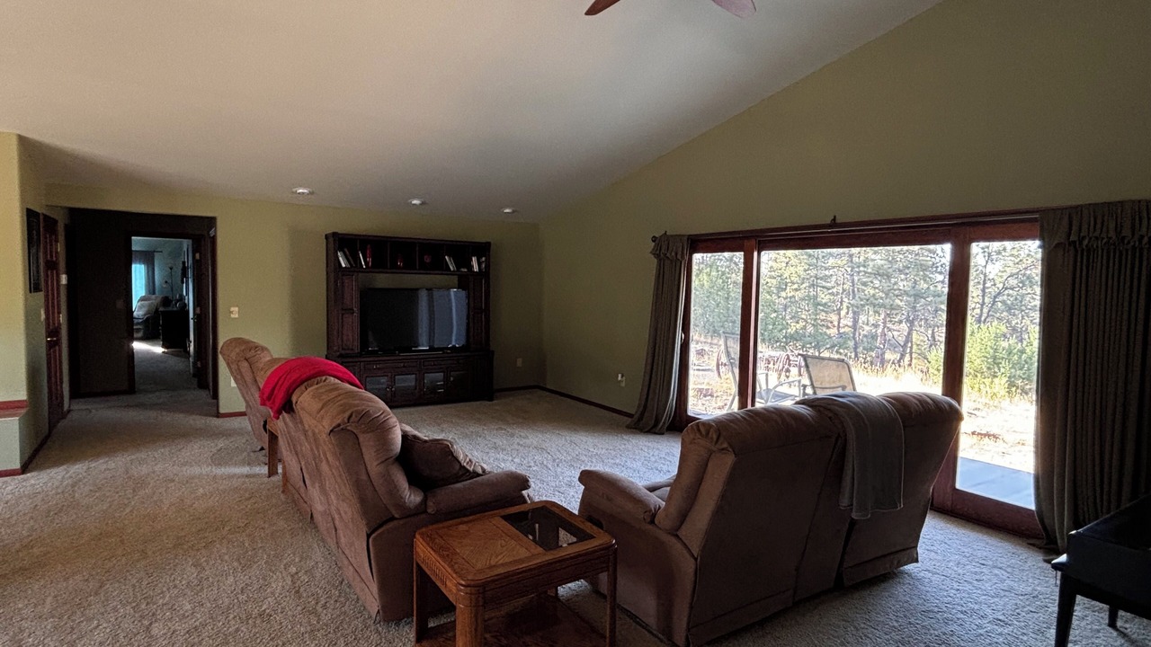 Photo of Livingroom in Edgemont