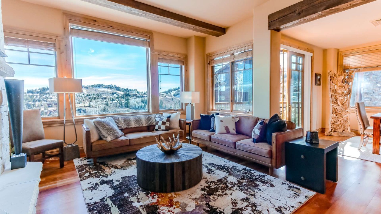 Photo of Livingroom in Empire Pass