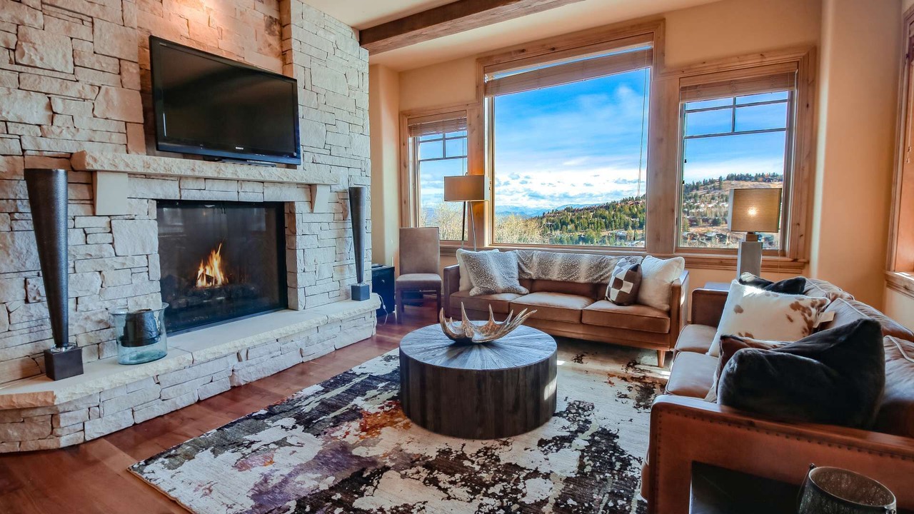 Photo of Livingroom in Empire Pass