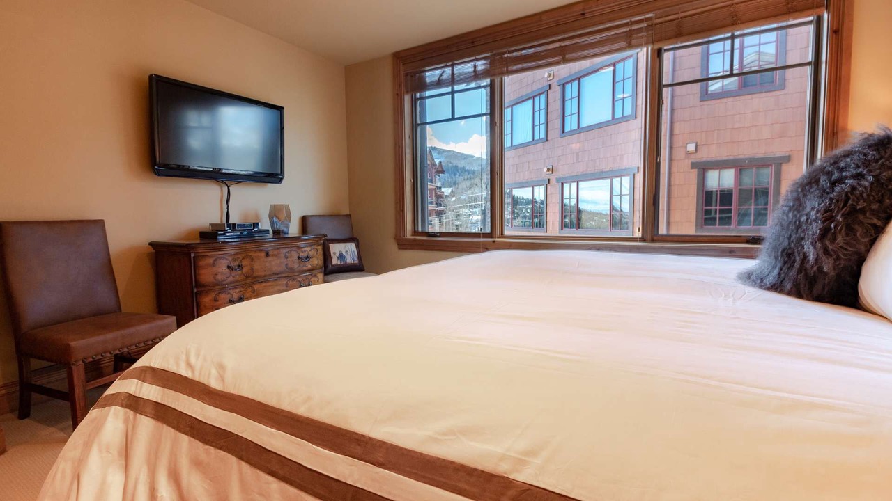 Photo of Bedroom in Empire Pass