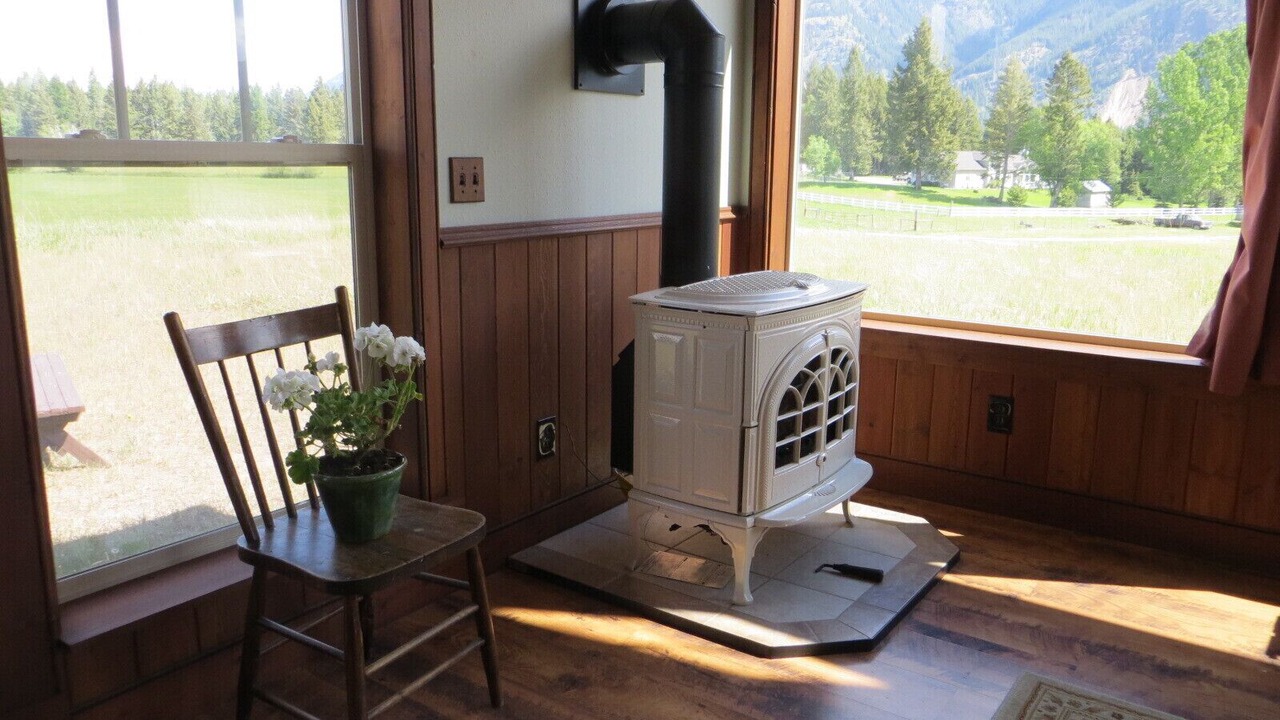 Photo of Bedroom in Kalispell