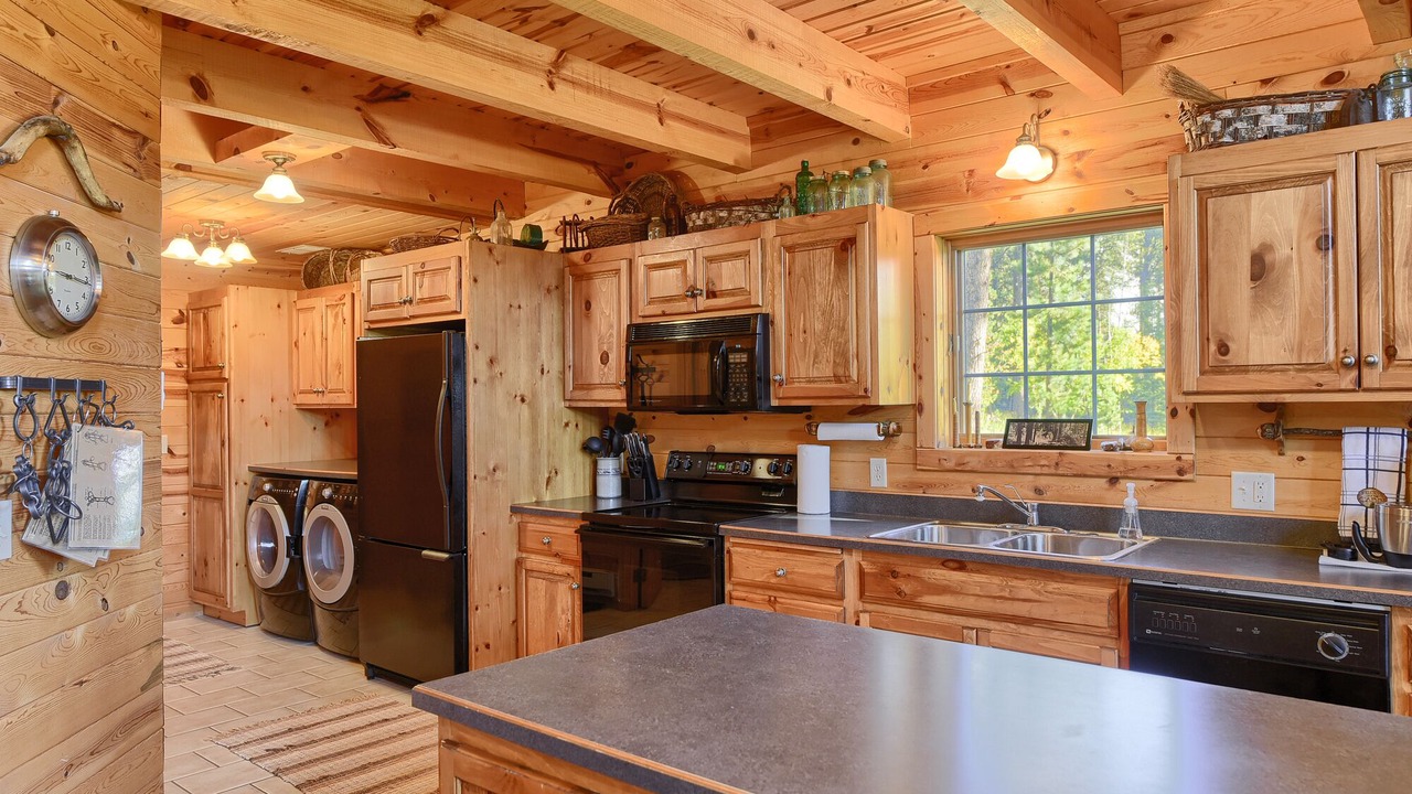 Photo of Kitchen in Lead