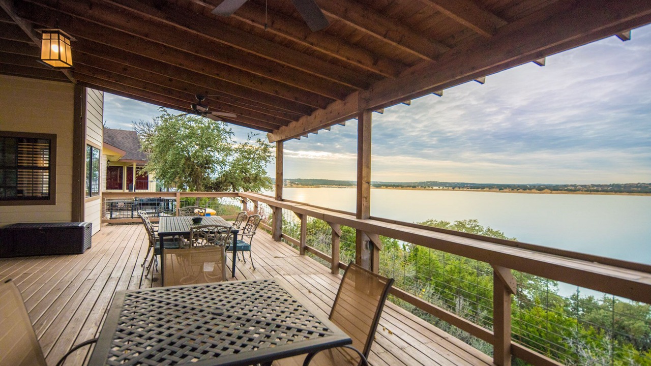 Photo of Outdoor in Canyon Lake
