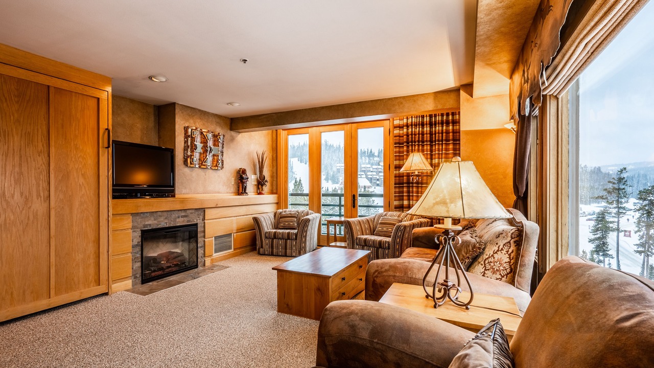 Photo of Livingroom in Big Sky