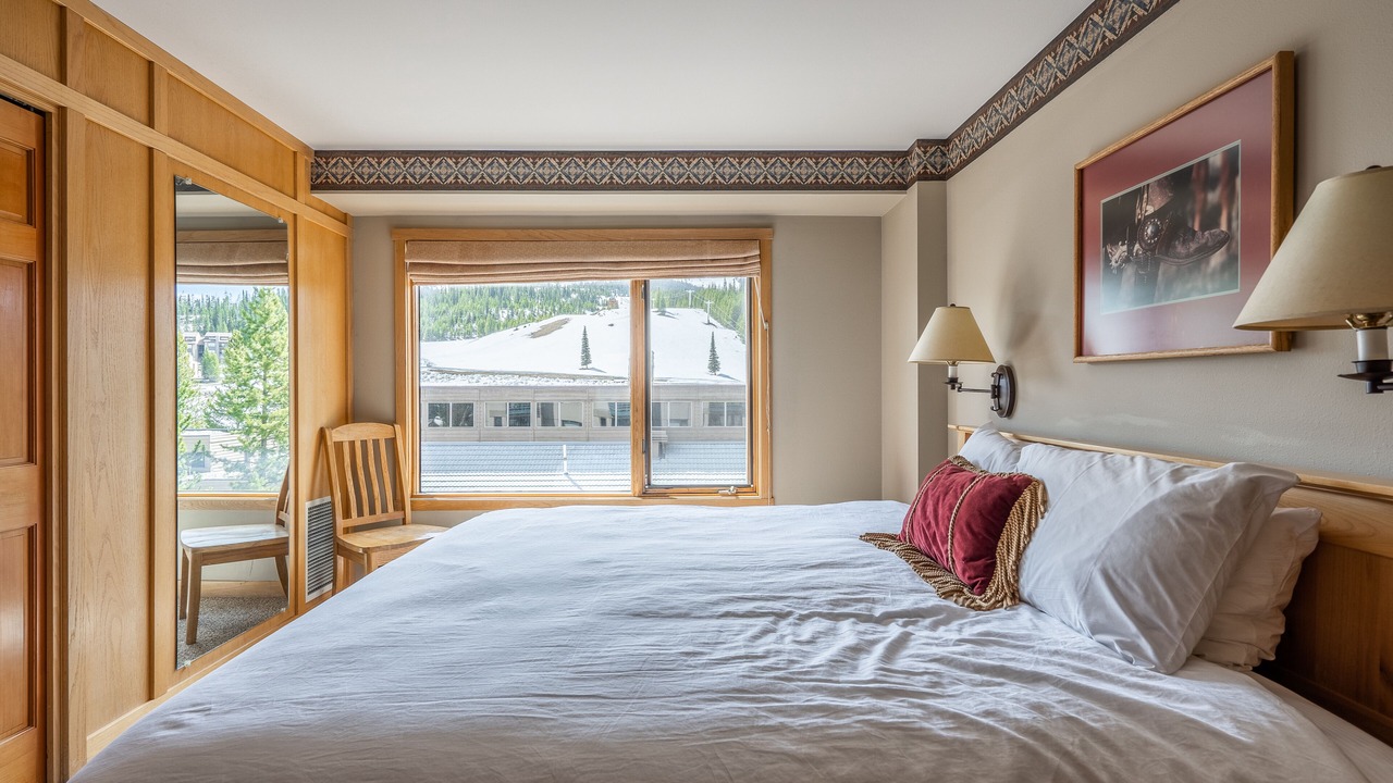 Photo of Bedroom in Big Sky
