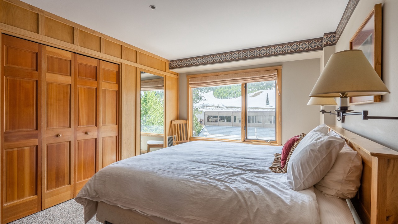 Photo of Bedroom in Big Sky
