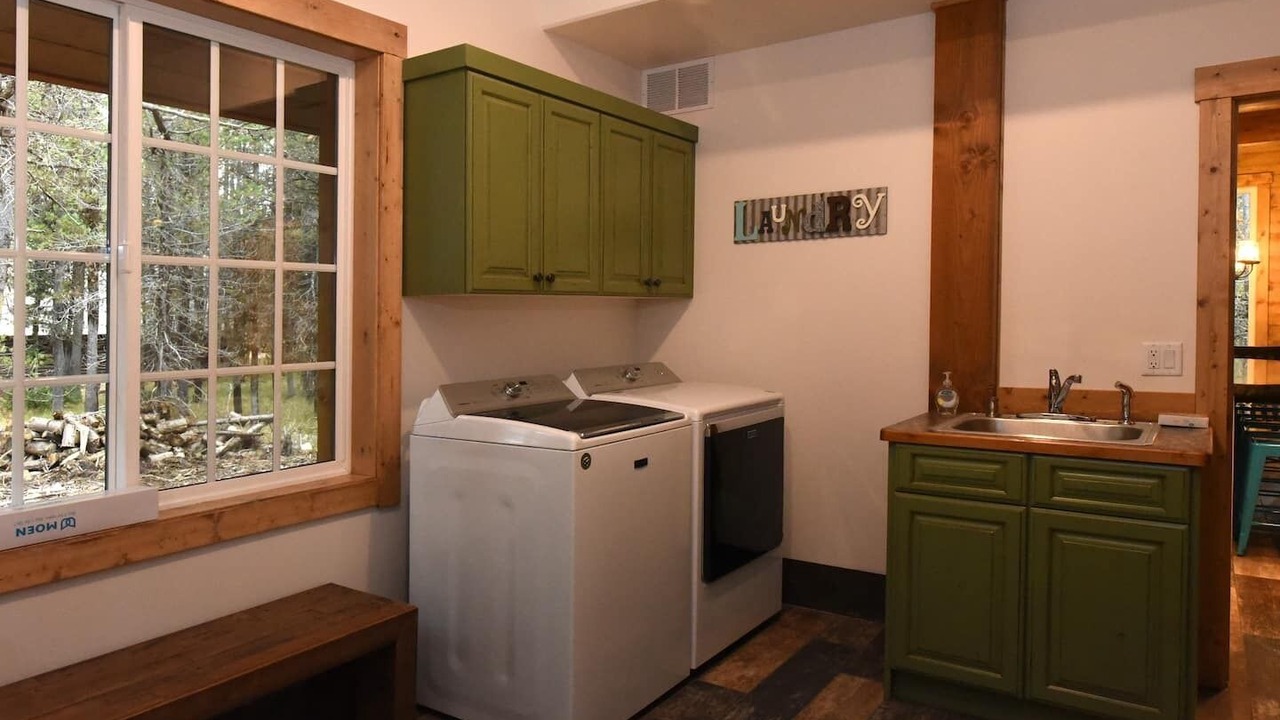 Photo of Bedroom in Island Park